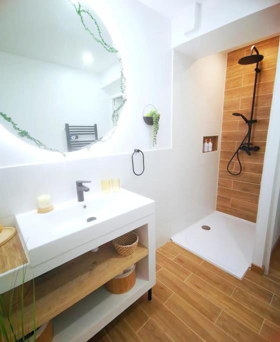 Casa Rosa, Un Petit Cocon Catalan Villa Ortaffa Ngoại thất bức ảnh